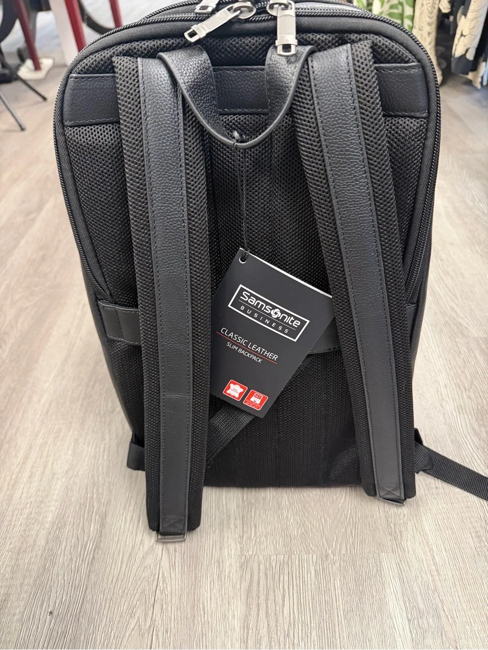 Samsonite classic Black Leather Slmim Backpack